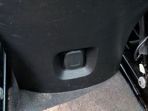 Used 2022 Chevrolet Malibu RS image 15