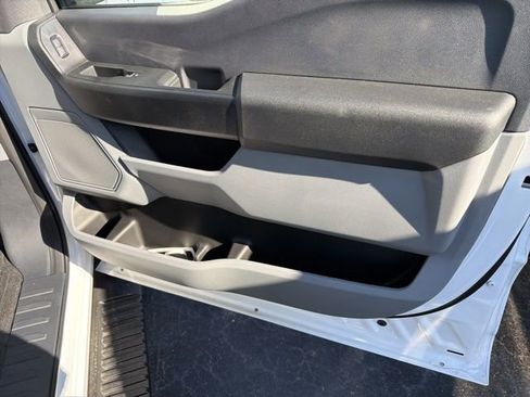 New 2025 Ford F550 4x4 Regular Cab Super Duty image 27