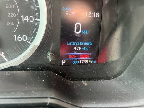 Used 2020 Toyota Corolla LE FWD image 11