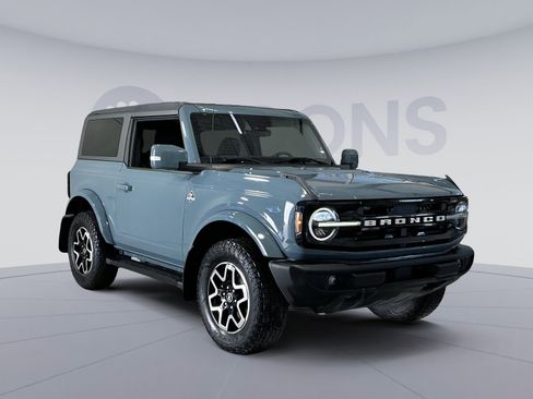 Used 2022 Ford Bronco Outer Banks image 18