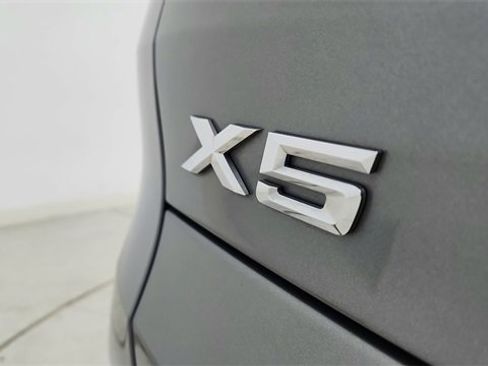 Used 2024 BMW X5 sDrive40i image 19