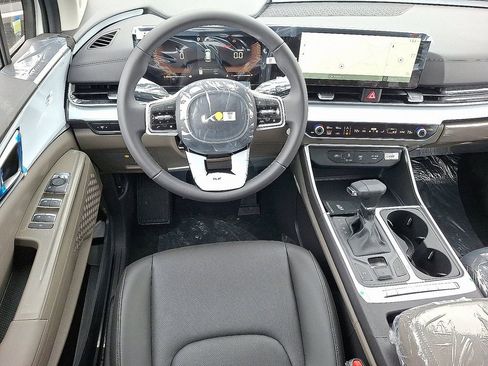 New 2026 Kia Carnival LXS image 7