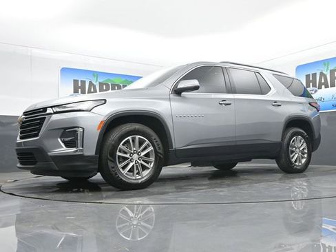 Used 2023 Chevrolet Traverse LT FWD image 20