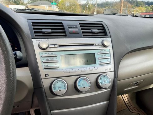 Used 2007 Toyota Camry SE image 14