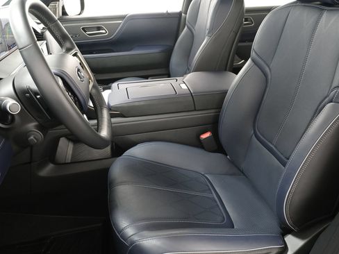 Used 2026 INFINITI QX80 4WD w/ Sport Exterior Package image 31