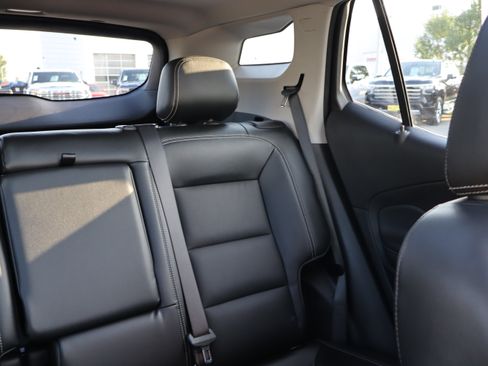 Used 2022 GMC Terrain SLT w/ Infotainment Package II AWD/4WD image 14