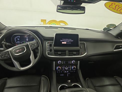 Certified 2023 GMC Yukon SLT w/ SLT Premium Package AWD/4WD image 14