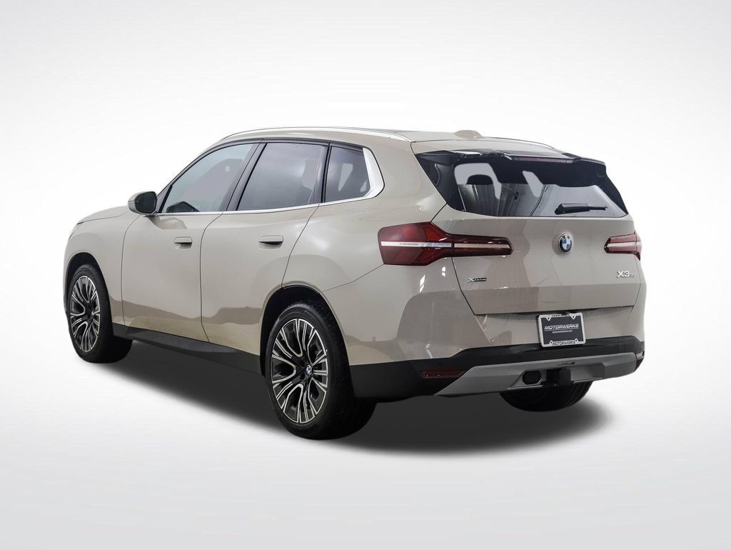 Used 2026 BMW X3 xDrive30i w/ Premium Package AWD/4WD image 3