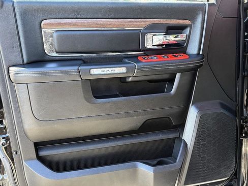 Used 2014 RAM 1500 Laramie w/ Convenience Group image 16