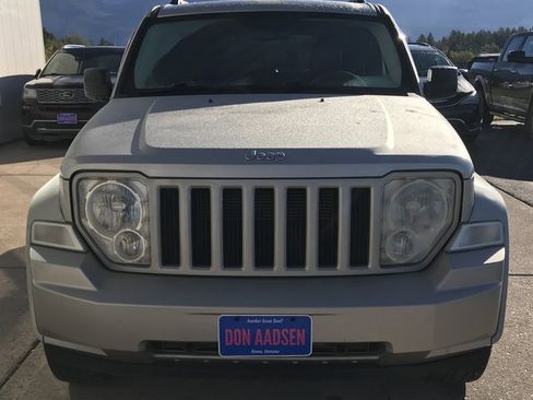Used 2009 Jeep Liberty Sport w/ Popular Equipment Group image 2