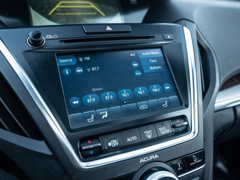 Certified 2018 Acura MDX SH-AWD w/ Technology Package image 32