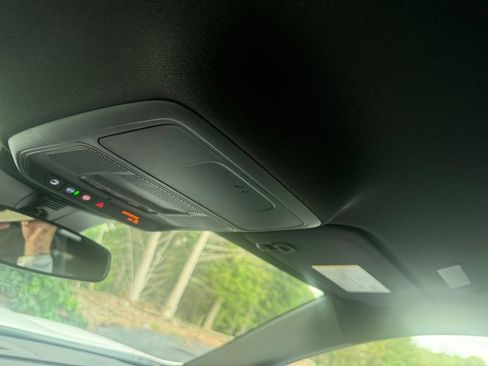 New 2026 Chevrolet Traverse LT image 27