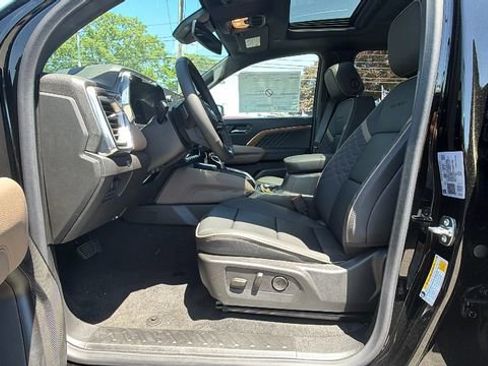 New 2026 GMC Canyon Denali AWD/4WD image 14
