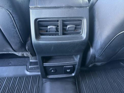 Certified 2024 Ford Edge SEL w/ Convenience Package image 24