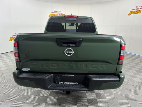 New 2026 Nissan Frontier SV w/ SV Convenience Package RWD image 4