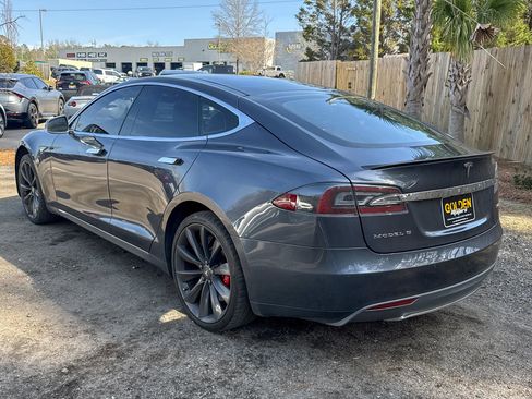 Used 2015 Tesla Model S P85D image 7