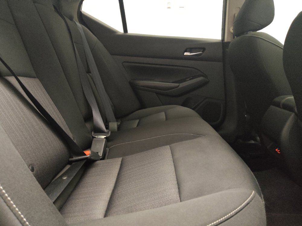 Used 2022 Nissan Altima 2.5 SV w/ SV Premium Package FWD image 19