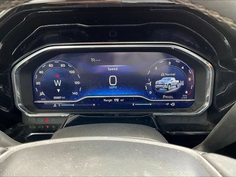 Used 2023 Chevrolet Silverado 1500 LT AWD/4WD image 12