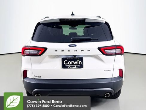 New 2026 Ford Escape ST-Line w/ Cold Weather Package AWD/4WD image 6