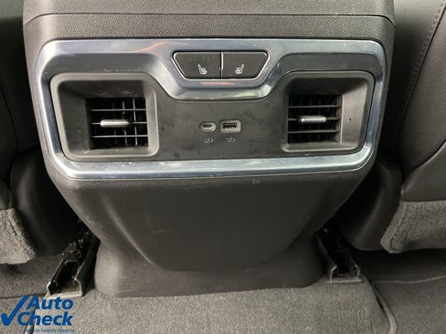 Used 2022 Chevrolet Silverado 1500 High Country w/ High Country Premium Package image 24