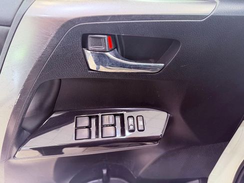 Used 2017 Toyota RAV4 SE w/ Power Extra Value Package image 18