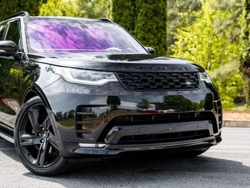 Used 2023 Land Rover Discovery HSE R-Dynamic AWD/4WD image 6