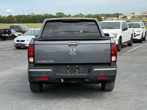 Used 2017 Honda Ridgeline RTS image 6