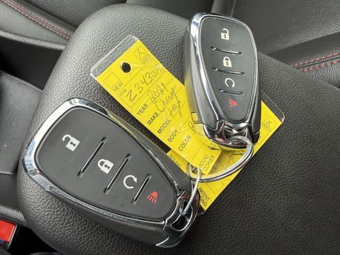 Certified 2024 Chevrolet Trax RS image 41