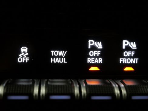 Used 2023 RAM 1500 Big Horn image 18