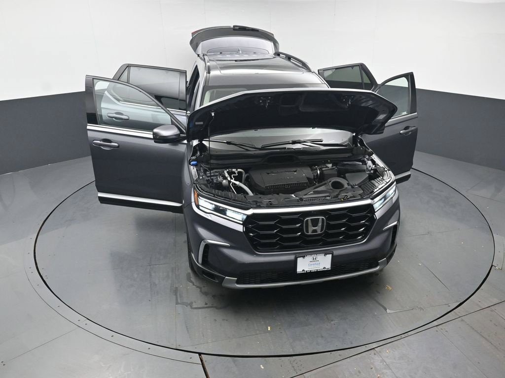 Used 2024 Honda Pilot Elite image 55