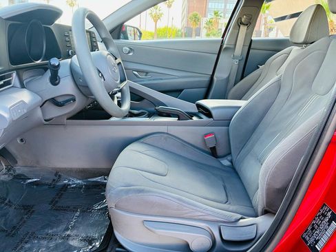 Used 2023 Hyundai Elantra SEL FWD image 19