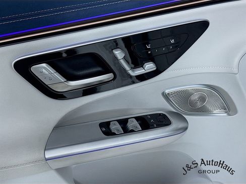 Used 2024 Mercedes-Benz EQE AMG 4MATIC SUV image 24