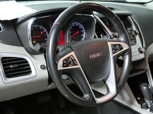 Used 2017 GMC Terrain SLE w/ Driver Alert Package I AWD/4WD image 11