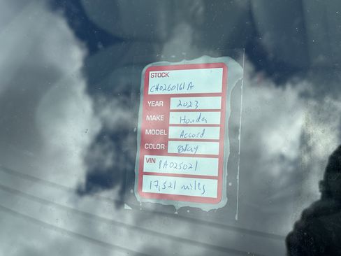 Used 2023 Honda Accord EX image 11