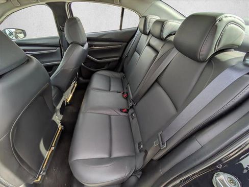 Used 2024 MAZDA MAZDA3 s image 19