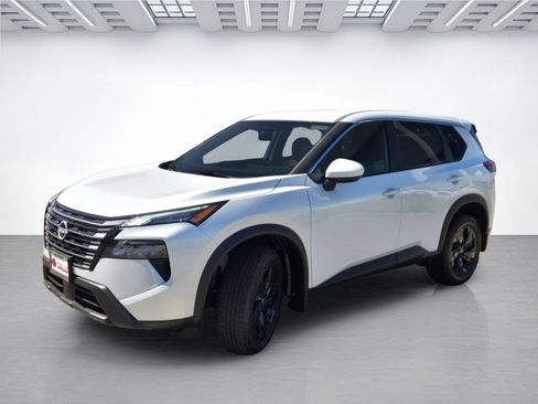 New 2026 Nissan Rogue SV FWD image 8