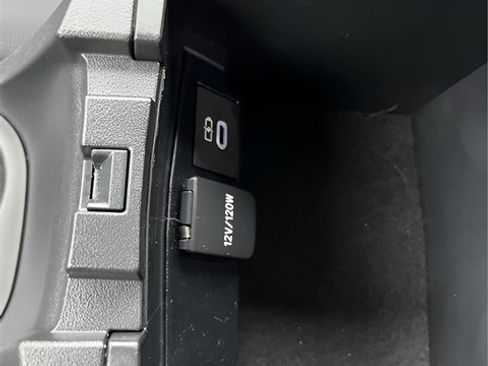 Used 2024 Toyota Corolla LE image 25