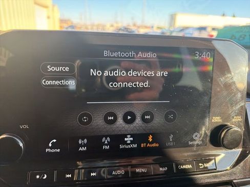 Used 2025 Nissan Pathfinder SL image 19