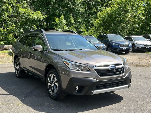 Certified 2021 Subaru Outback Limited w/ Popular Package #2 AWD/4WD image 3