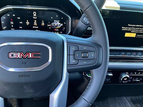 New 2026 GMC Sierra 3500 SLE w/ SLE Convenience Package AWD/4WD image 21