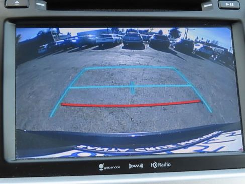 Used 2018 Toyota Highlander XLE image 36