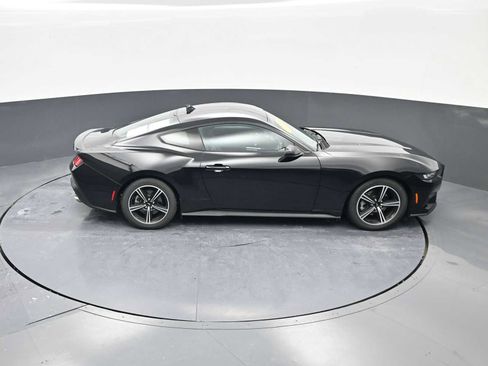 Used 2024 Ford Mustang Premium image 31