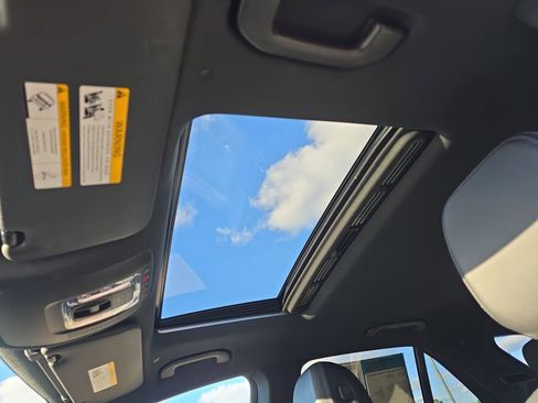 Used 2024 Mercedes-Benz GLE 450e GLE 450e image 35