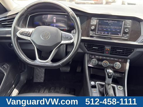 Used 2024 Volkswagen Jetta SE w/ Panoramic Sunroof Package FWD image 24