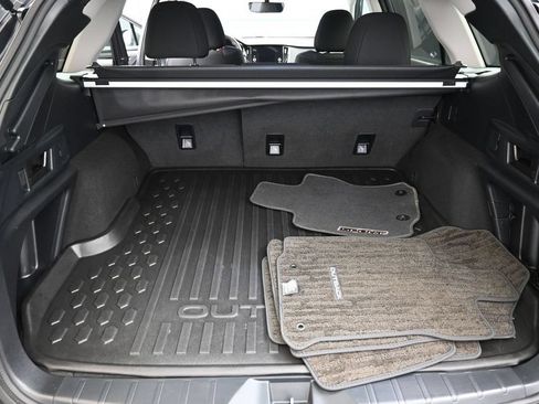 Certified 2024 Subaru Outback Premium AWD/4WD image 19