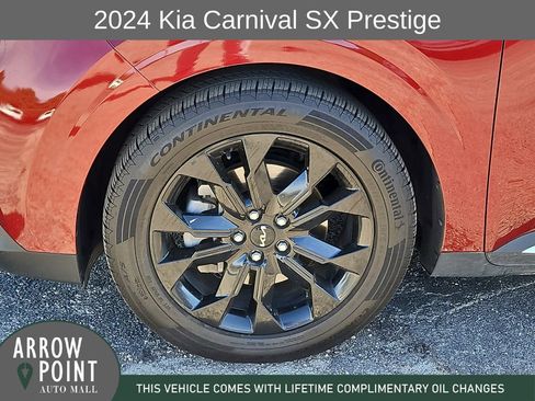 Used 2024 Kia Carnival SX Prestige image 16