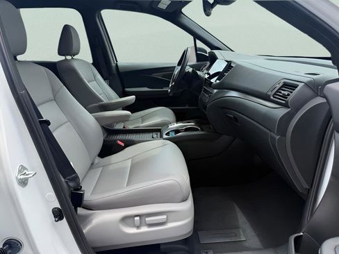 Certified 2022 Honda Passport EX-L image 12