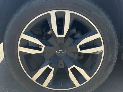 Used 2019 Chevrolet Tahoe Premier image 19