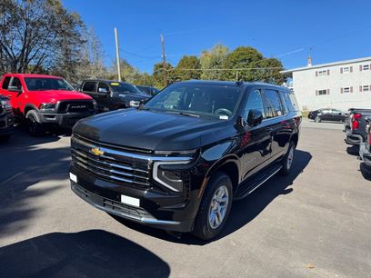 New 2026 Chevrolet Suburban LT