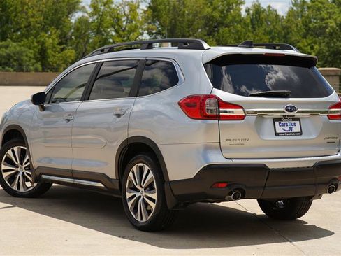 Used 2020 Subaru Ascent Limited w/ Technology Package AWD/4WD image 3